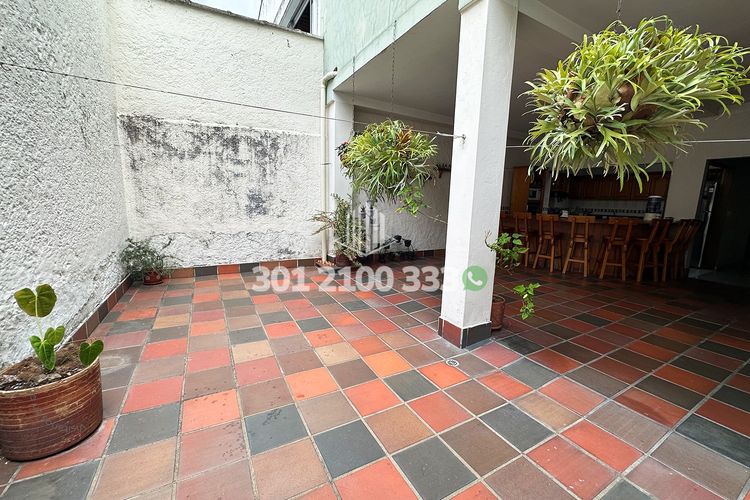 Casa de 6 alcobas en venta en El Velodromo, Medellín, 250 m² · foto 22 de 24