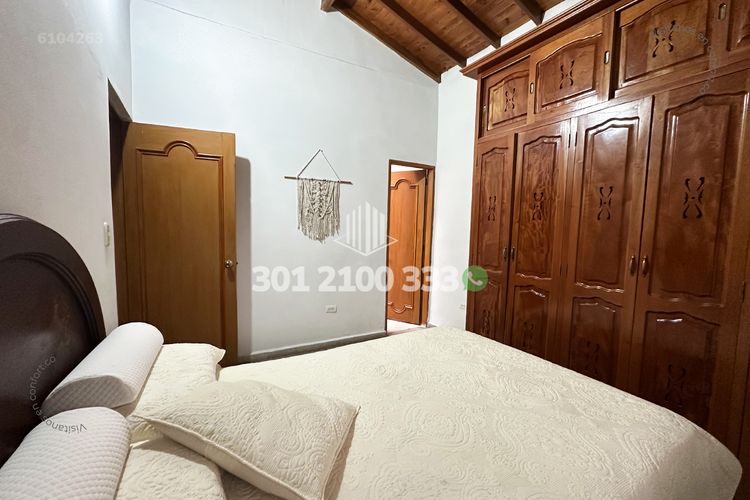Casa de 6 alcobas en venta en El Velodromo, Medellín, 250 m² · foto 11 de 24