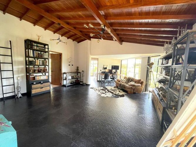 Casa de 4 alcobas en venta en El Chuscal, El Retiro, 511 m² · foto 3 de 16