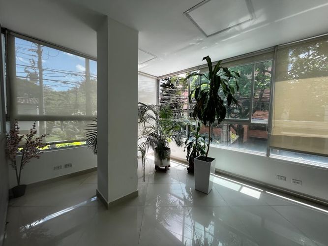Oficina en arriendo en Laureles, Medellín, 85 m² · foto 5 de 11