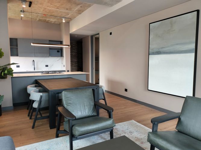 Apartamento de 2 alcobas en venta en El Poblado, Medellín, 101 m² · foto 8 de 19