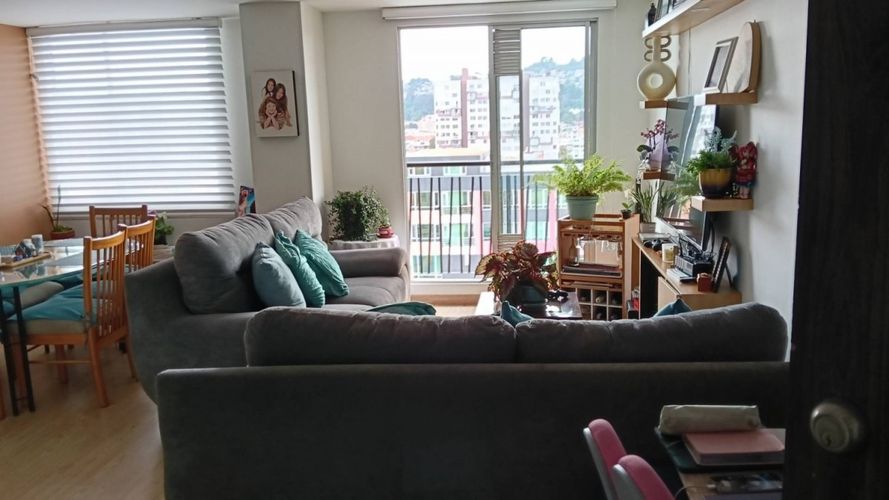 Apartamento de 4 alcobas en venta en Pinar De Suba, Bogotá, 106 m² · foto 3 de 23