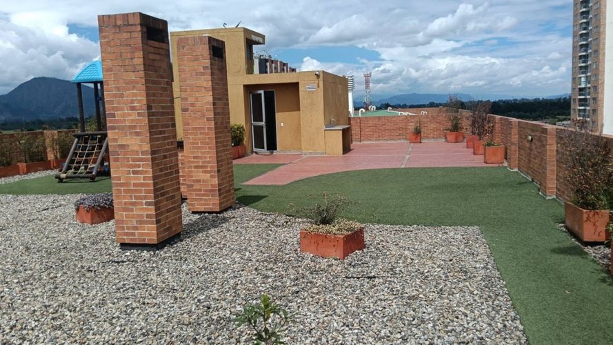 Apartamento de 4 alcobas en venta en Pinar De Suba, Bogotá, 106 m² · foto 23 de 23