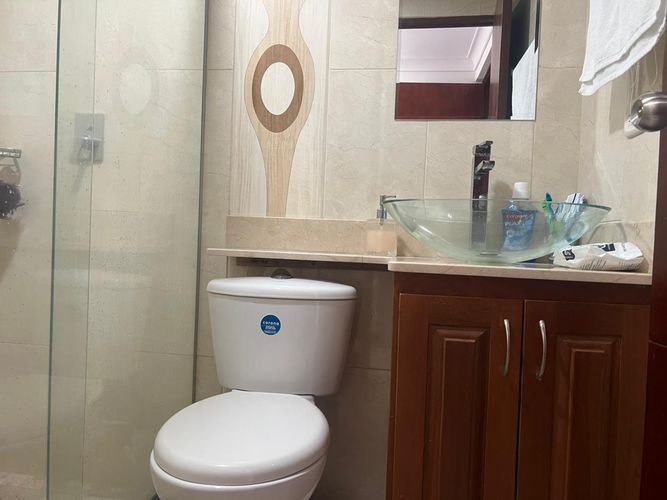 Casa de 4 alcobas en venta en El Poblado, Medellín, 217 m² · foto 17 de 18