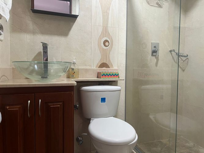 Casa de 4 alcobas en venta en El Poblado, Medellín, 217 m² · foto 16 de 18