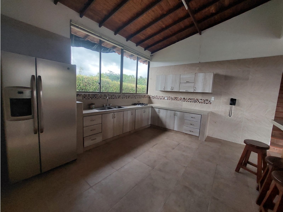 Casa de 6 alcobas en venta en Maravelez, Armenia, 400 m² · foto 15 de 24