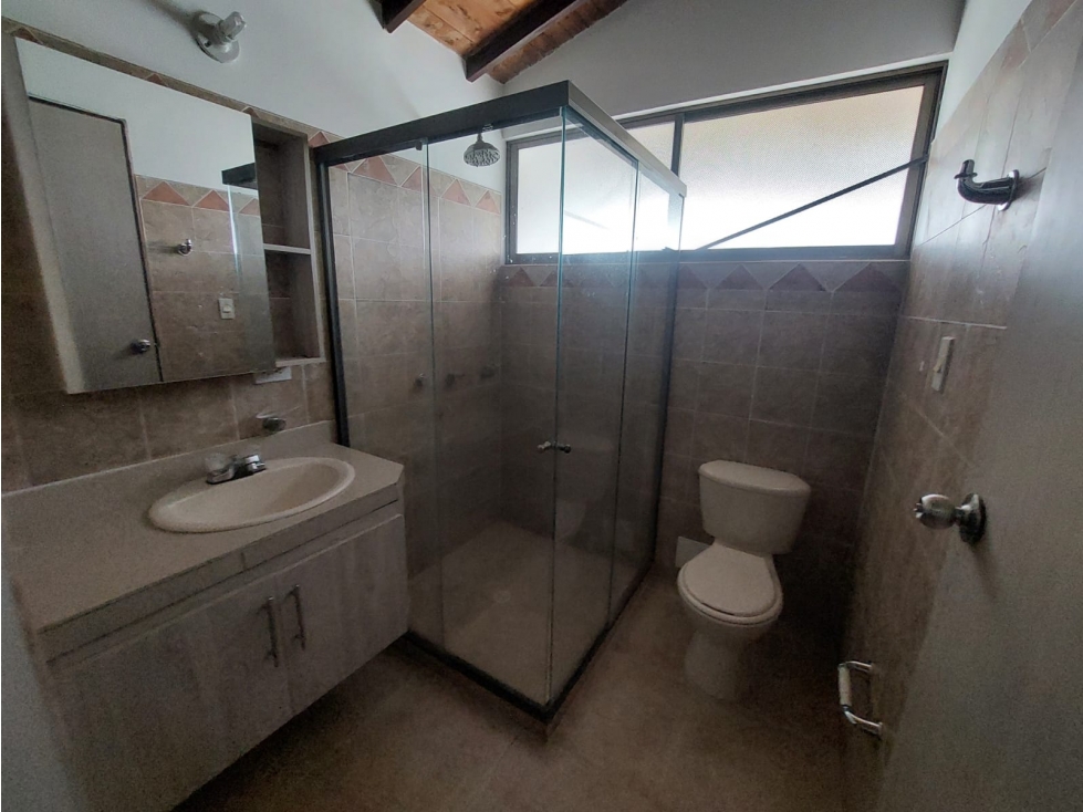 Casa de 6 alcobas en venta en Maravelez, Armenia, 400 m² · foto 23 de 24