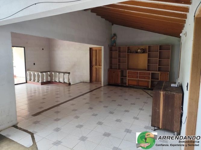 Casa de 6 alcobas en venta en San Antonio De Prado, Medellín, 522 m² · foto 10 de 23