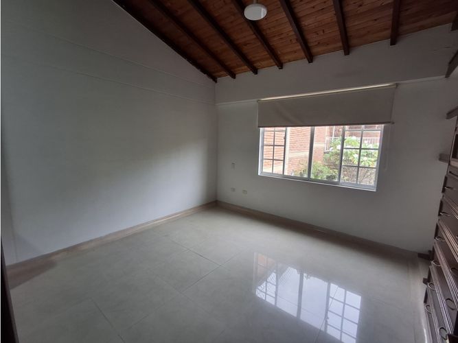 Casa de 6 alcobas en venta en Lagos Del Cacique, Bucaramanga, 600 m² · foto 6 de 24