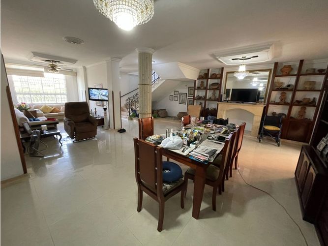 Casa de 6 alcobas en venta en Lagos Del Cacique, Bucaramanga, 600 m² · foto 18 de 24