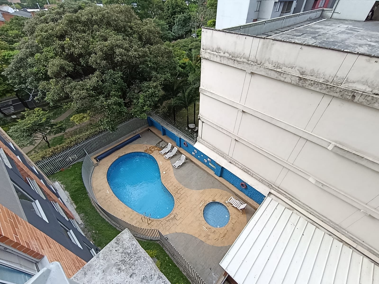 Apartamento en arriendo en Los Alcazares, Medellín · foto 9 de 15