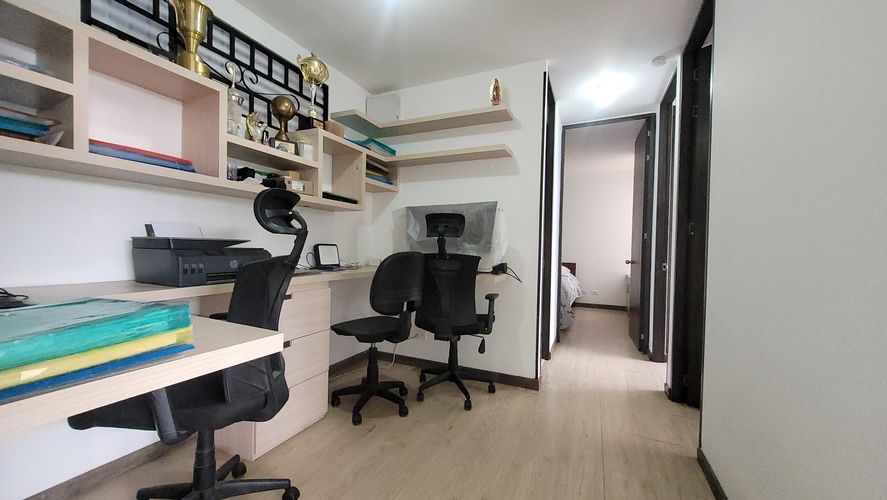 Apartamento de 3 alcobas en venta en Centro, Funza, 78 m² · foto 2 de 13