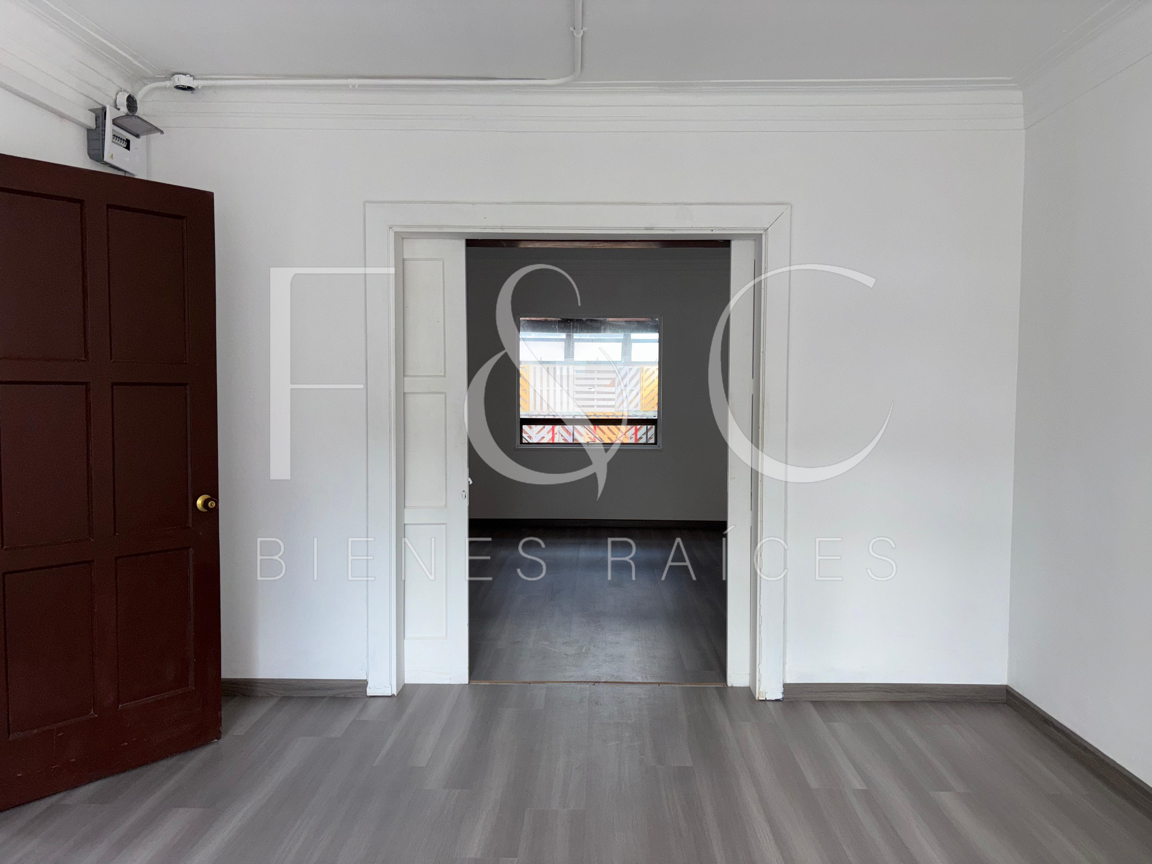Casa en venta en Quinta Camacho, Bogotá · foto 4 de 19