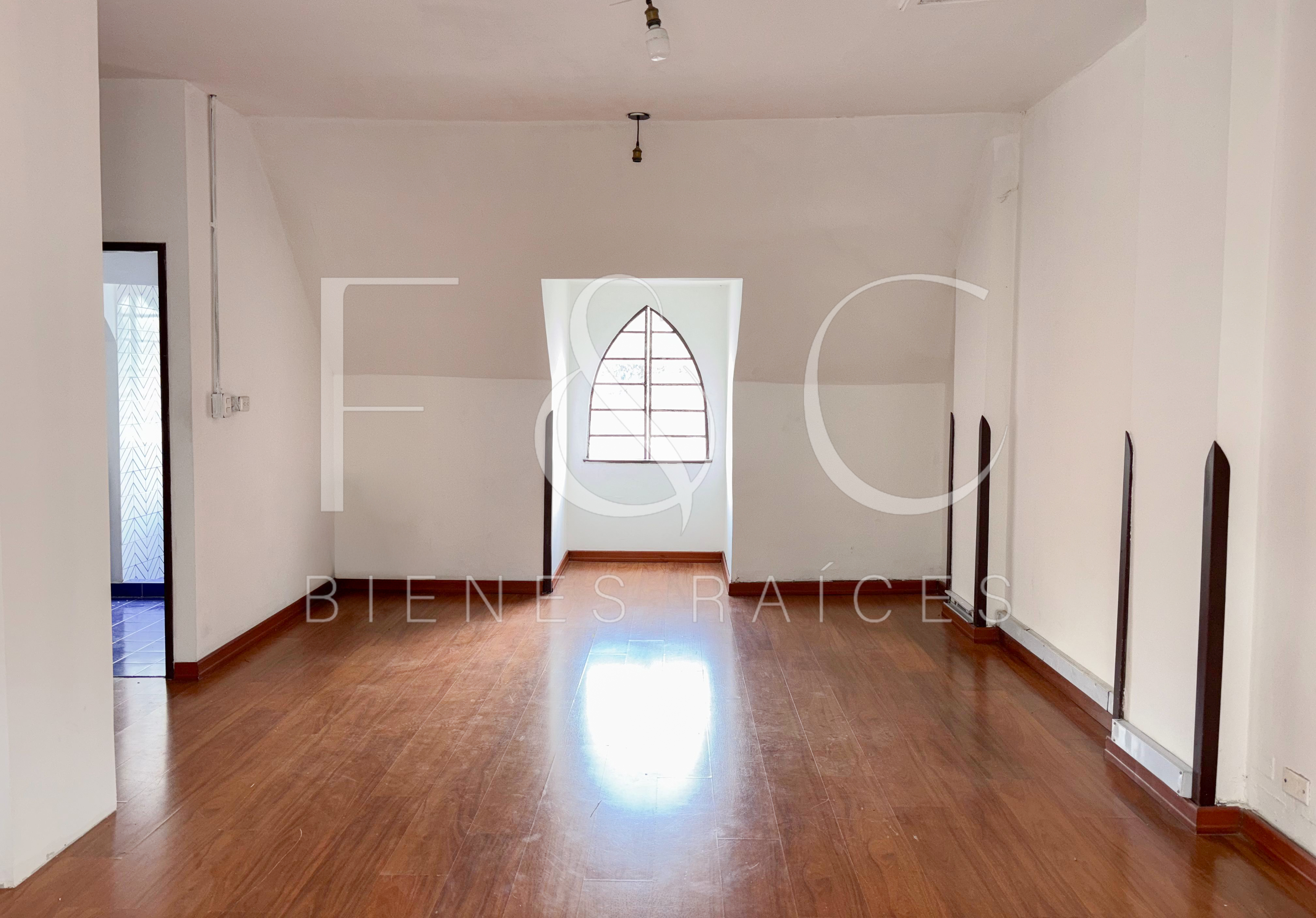 Casa en venta en Quinta Camacho, Bogotá · foto 17 de 19
