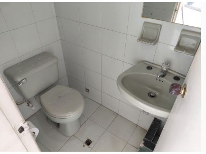 Local en arriendo en La Esmeralda, Itagüí, 108 m² · foto 4 de 4