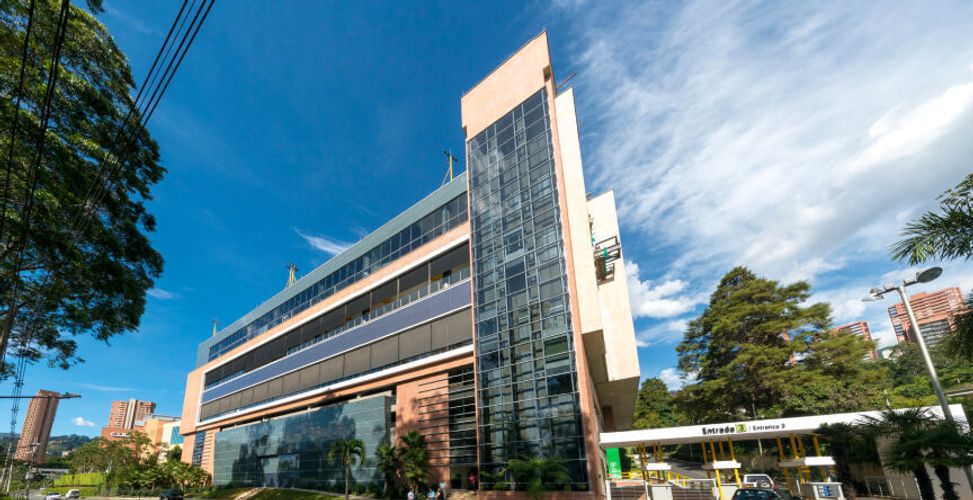 Local en arriendo en Los Naranjos, Medellín, 100 m² · foto 2 de 5