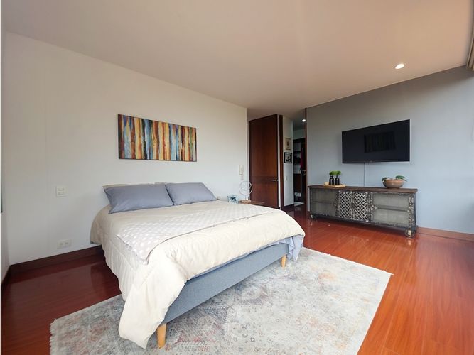 Apartamento de 3 alcobas en venta en Cerros De Suba, Bogotá, 192 m² · foto 13 de 24