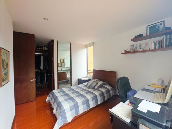 Apartamento de 3 alcobas en venta en Cerros De Suba, Bogotá, 192 m² · foto 21 de 24