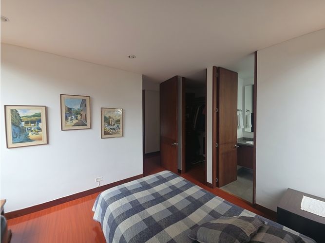 Apartamento de 3 alcobas en venta en Cerros De Suba, Bogotá, 192 m² · foto 23 de 24