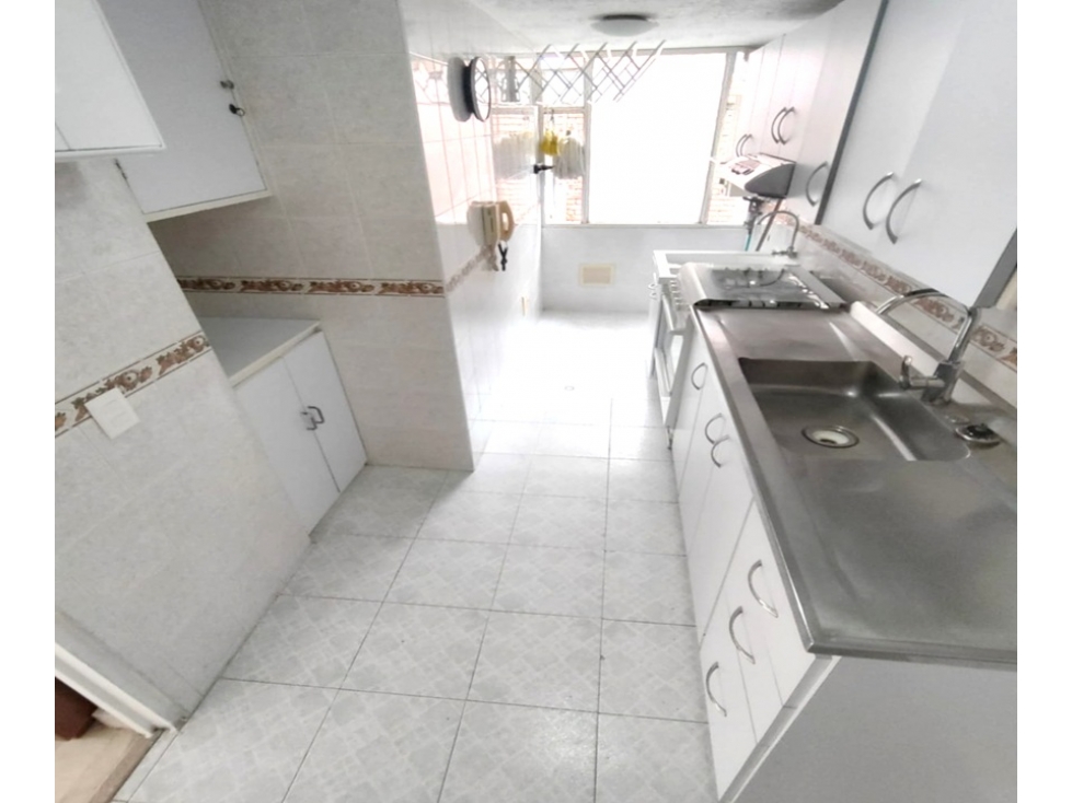 Apartamento en venta en Cedro Golf, Bogotá · foto 8 de 24