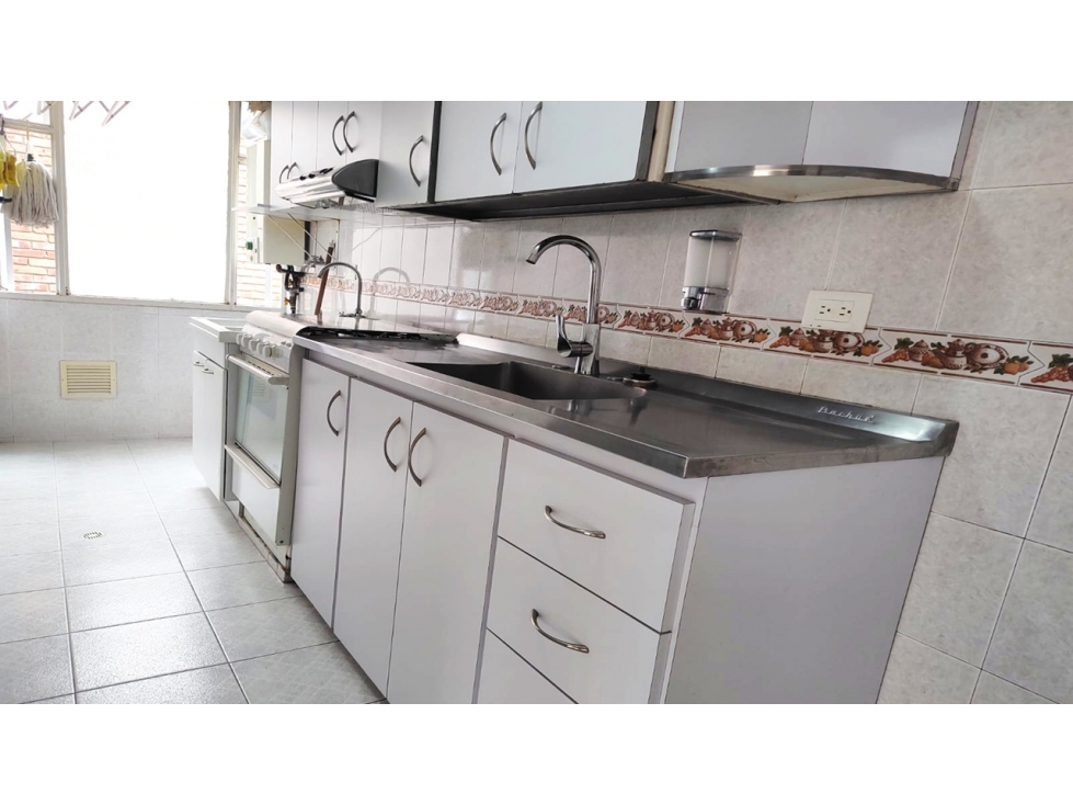 Apartamento en venta en Cedro Golf, Bogotá · foto 9 de 24