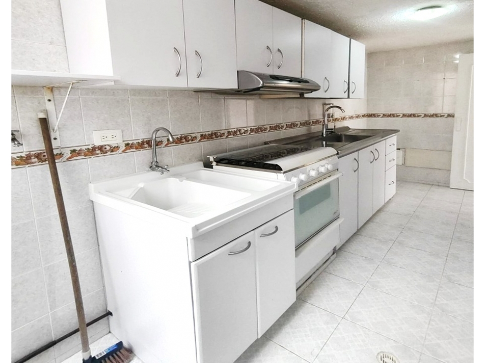 Apartamento en venta en Cedro Golf, Bogotá · foto 16 de 24