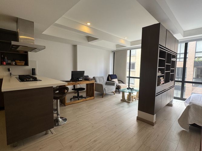 Apartaestudio en venta en Antiguo Country, Bogotá, 53 m² · foto 3 de 17