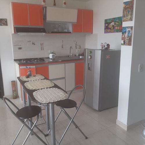 Apartamento de 2 alcobas en venta en Las Palmas, Ricaurte, 57 m² · foto 2 de 4