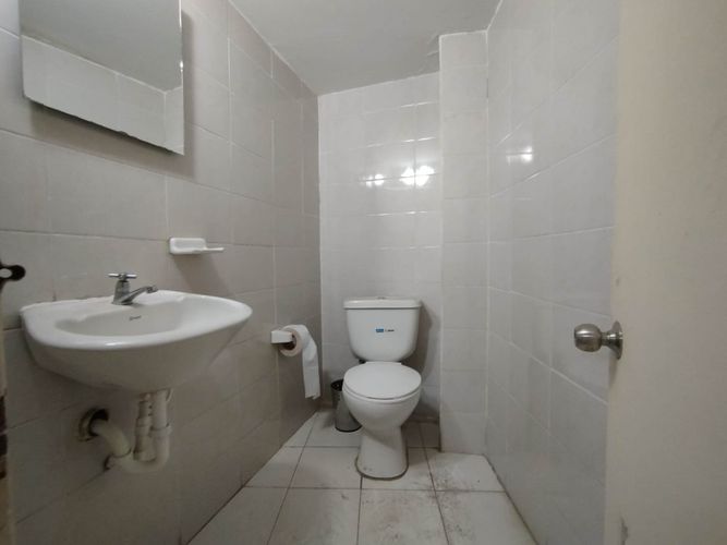 Bodega en arriendo en Manzanares, Cali, 500 m² · foto 6 de 24