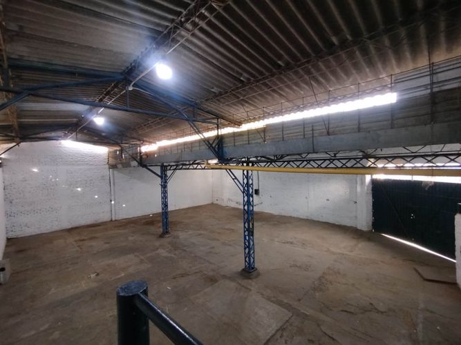 Bodega en arriendo en Manzanares, Cali, 500 m² · foto 22 de 24