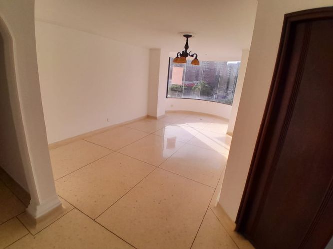 Apartamento en venta en Altos Del Prado, Barranquilla · foto 2 de 15