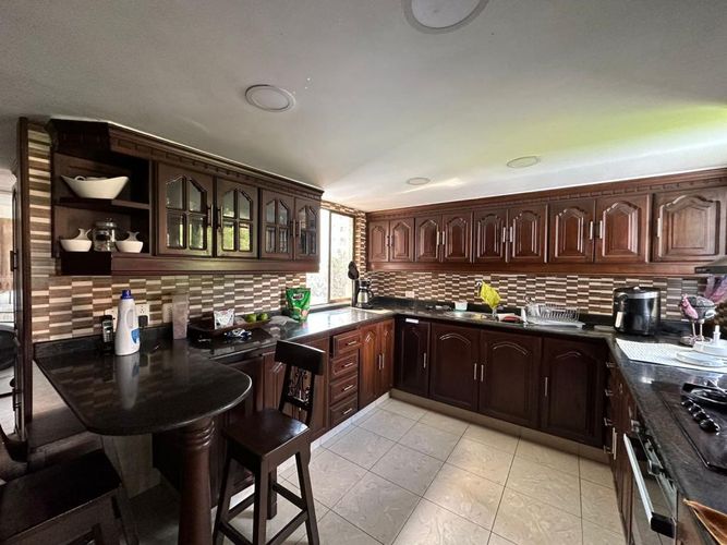 Apartamento de 4 alcobas en venta en Normandia, Cali, 259 m² · foto 10 de 14