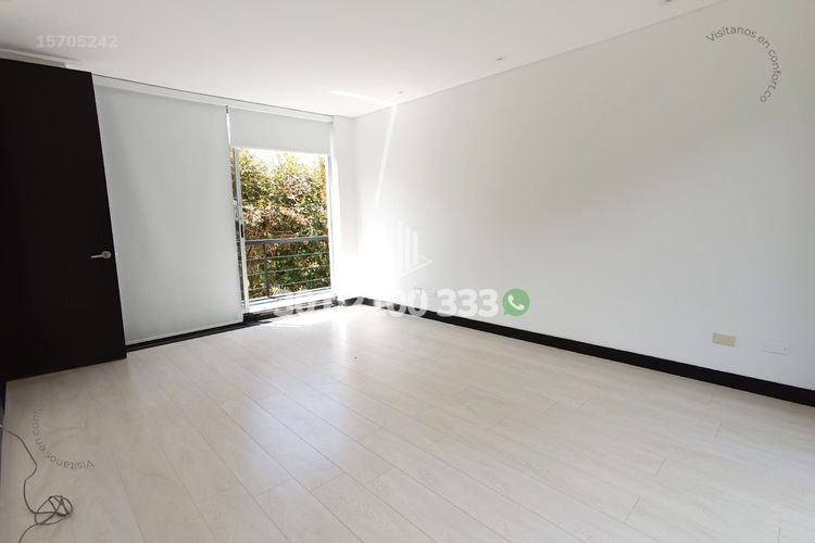 Casa de 3 alcobas en venta en Escobero, Envigado, 280 m² · foto 19 de 24
