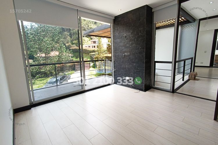 Casa de 3 alcobas en venta en Escobero, Envigado, 280 m² · foto 13 de 24