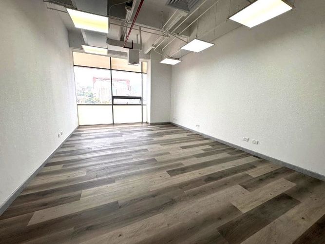 Oficina en venta en Las Casitas, Envigado, 38 m² · foto 4 de 5