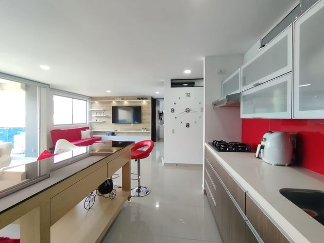 Apartamento de 2 alcobas en arriendo en Las Lomitas, Sabaneta, 82 m² · foto 12 de 18