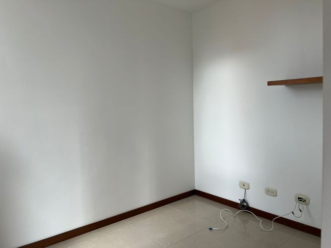 Apartamento de 3 alcobas en arriendo en El Poblado, Medellín, 136 m² · foto 8 de 18