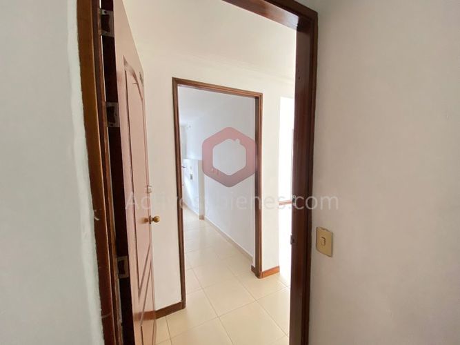 Apartamento de 3 alcobas en arriendo en Loma De Los Bernal, Medellín, 70 m² · foto 3 de 22