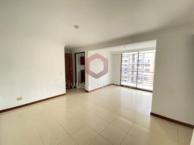 Apartamento de 3 alcobas en arriendo en Loma De Los Bernal, Medellín, 70 m² · foto 7 de 22