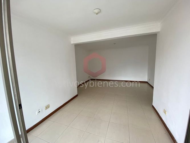 Apartamento de 3 alcobas en arriendo en Loma De Los Bernal, Medellín, 70 m² · foto 16 de 22