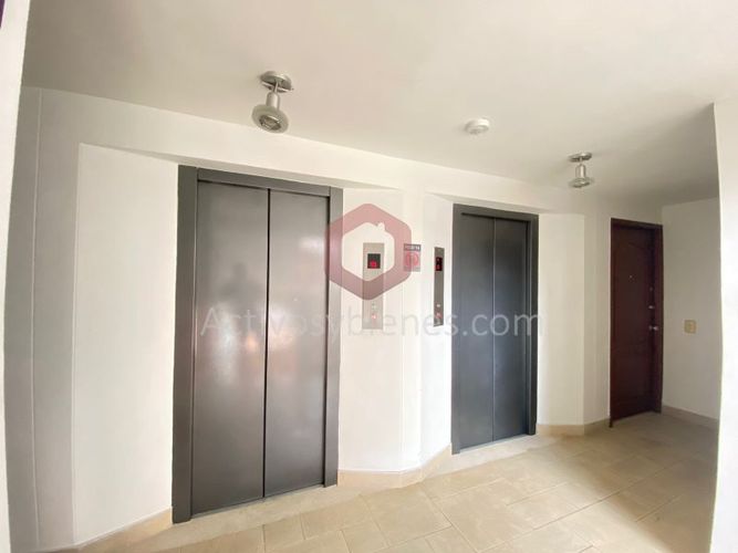Apartamento de 3 alcobas en arriendo en Loma De Los Bernal, Medellín, 70 m² · foto 22 de 22