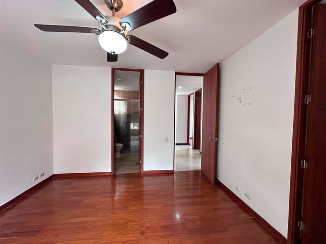 Apartamento en arriendo en El Poblado, Medellín · foto 14 de 17