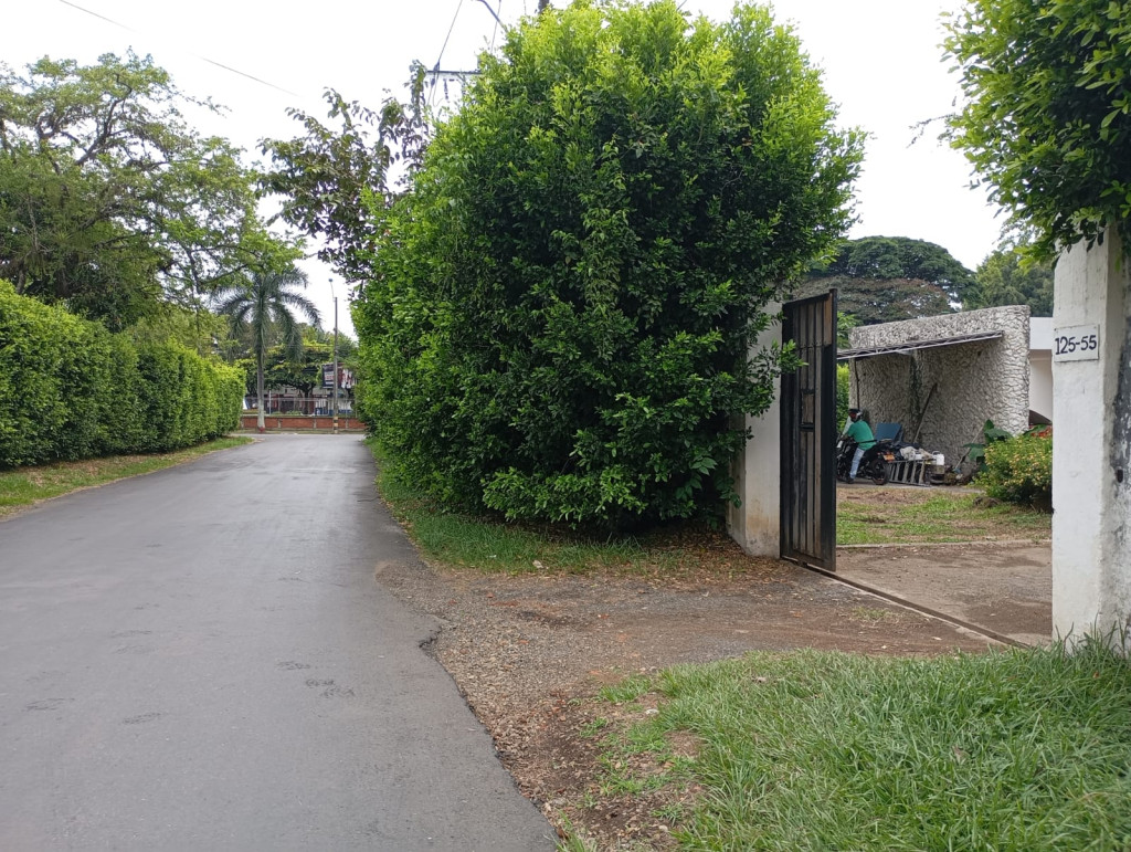 Casa Campestre en Arriendo en Ciudad jardin, Cali