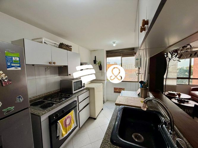 Apartamento de 3 alcobas en venta en El Poblado, Medellín, 94 m² · foto 17 de 24