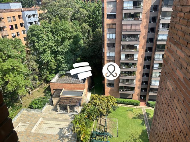 Apartamento en venta en El Poblado, Medellín · foto 16 de 19