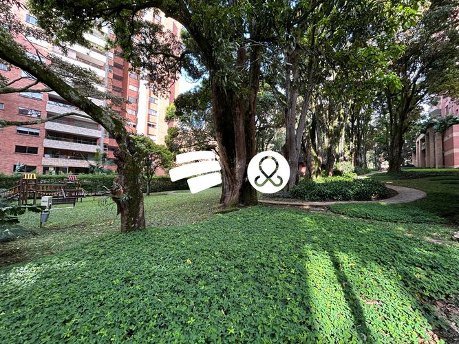 Apartamento en venta en El Poblado, Medellín · foto 19 de 19