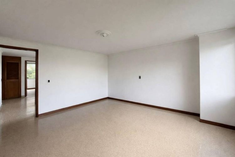 Apartamento de 3 alcobas en arriendo en Las Lomas, Medellín, 145 m² · foto 18 de 20