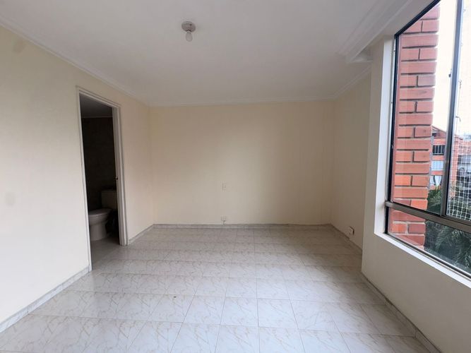 Apartamento en venta en El Poblado, Medellín · foto 8 de 14