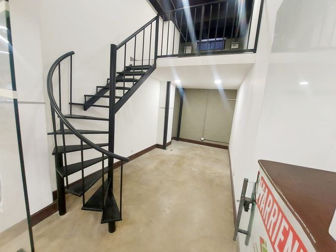 Local en arriendo en Altos De Arenales, Girón, 28 m² · foto 3 de 7