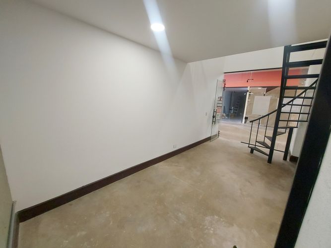 Local en arriendo en Altos De Arenales, Girón, 28 m² · foto 4 de 7